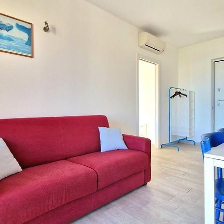 Апартаменти Gioiello Al Mare Wi-Fi Relax Terrazza Clima Чивітанова-Марке Екстер'єр фото